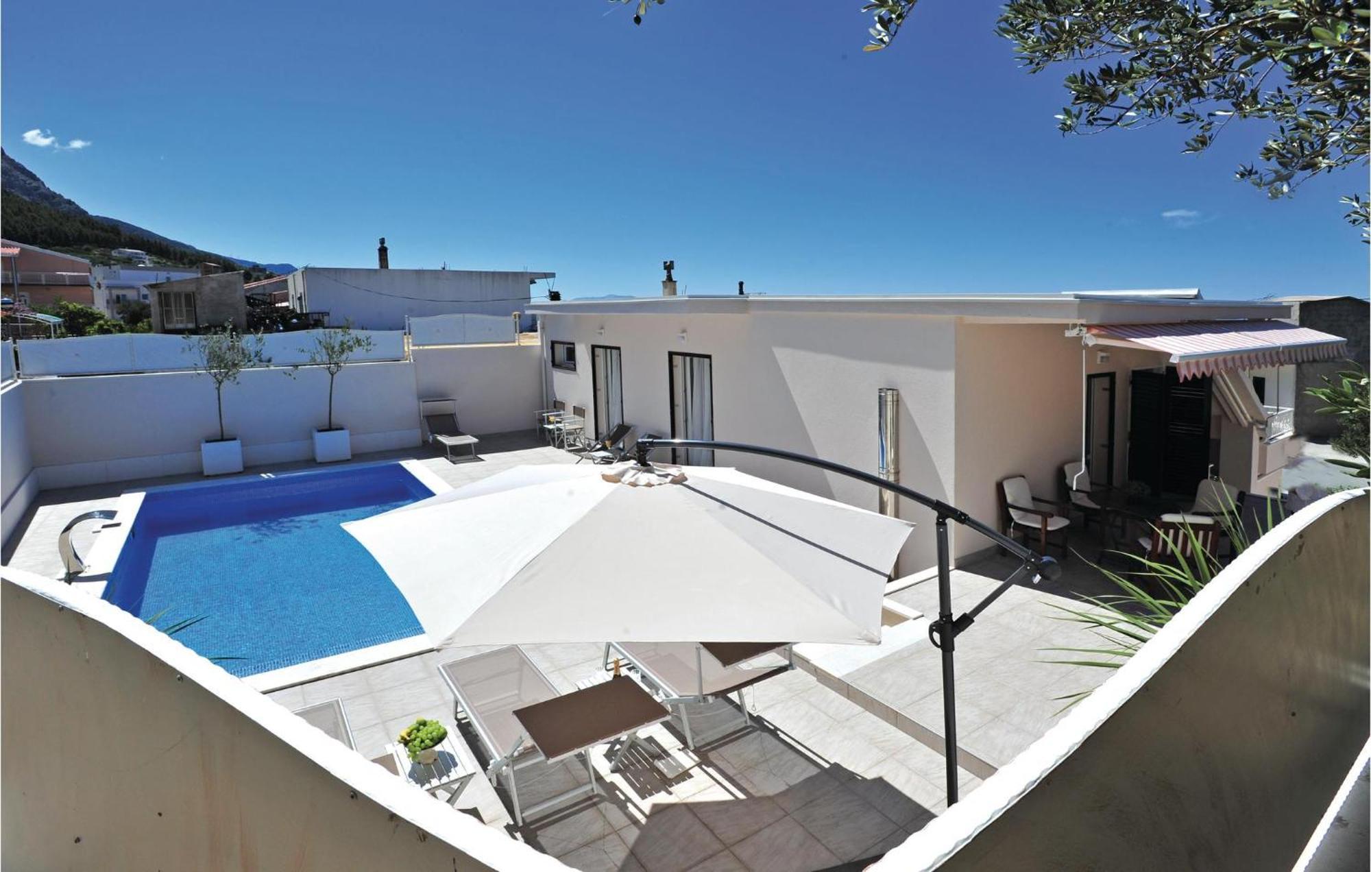 3 Bedroom Gorgeous Home In Makarska Kültér fotó