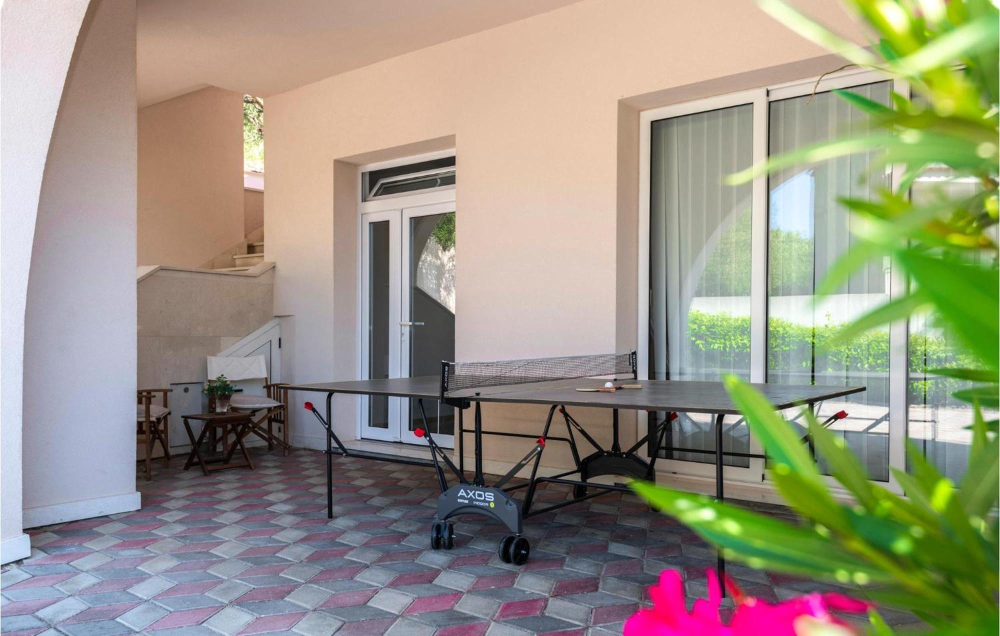 3 Bedroom Gorgeous Home In Makarska Kültér fotó
