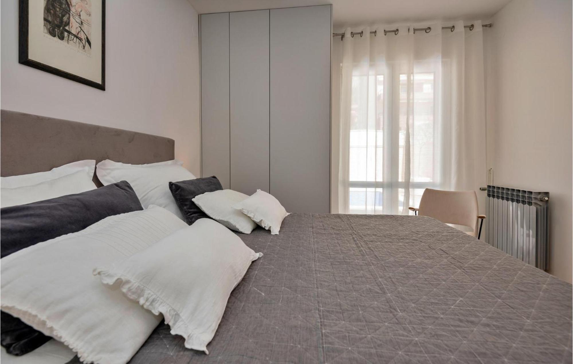 3 Bedroom Gorgeous Home In Makarska Kültér fotó